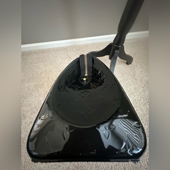 BREA MM Louis Vuitton Bag🖤 - Picture 3 of 16